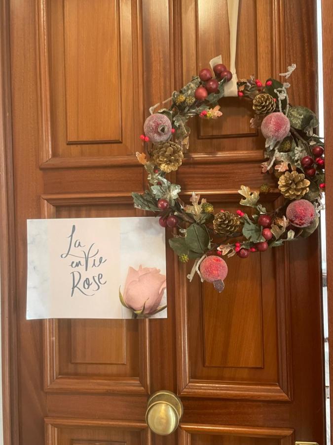 La Vie En Rose Mattinata Lejlighed Eksteriør billede